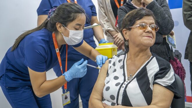 MÁS DEL 15% DE LA POBLACIÓN EN LA REGIÓN DEL BIOBÍO FUE YA FUE INOCULADA CONTRA LA INFLUENZA