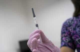 AUTORIDADES REFUERZAN VACUNACIÓN CONTRA LA INFLUENZA, QUE LLEGA AL 71% EN BIOBÍO