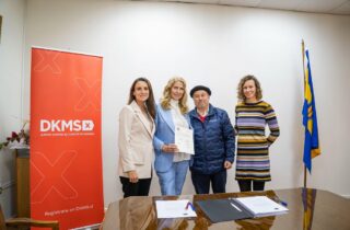 SEREMI DE SALUD Y FUNDACIÓN DKMS FIRMAN ALIANZA PARA FORTALECER ESTRATEGIAS CONTRA EL CÁNCER DE SANGRE EN BIOBÍO